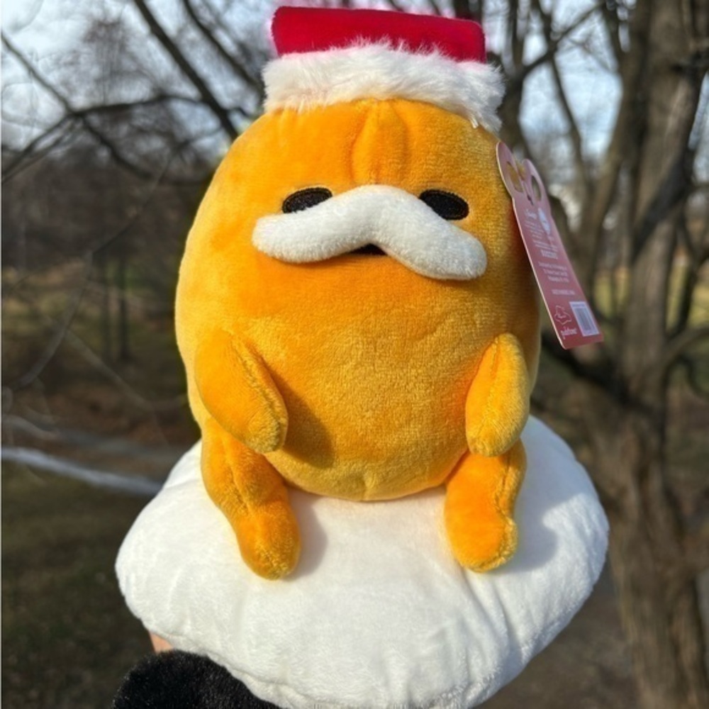 Sanrio : Gudetama Christmas Edition Plushie ❤️ NWT